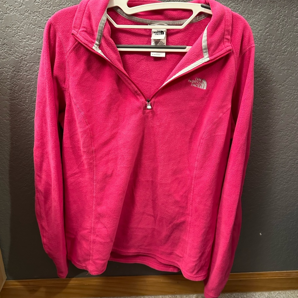 The North Face Fuchsia/pink Women's quarter-zip fleece